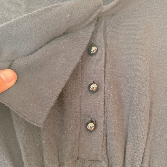 Banana Republic - tie neck sweater - Picture 6 of 11